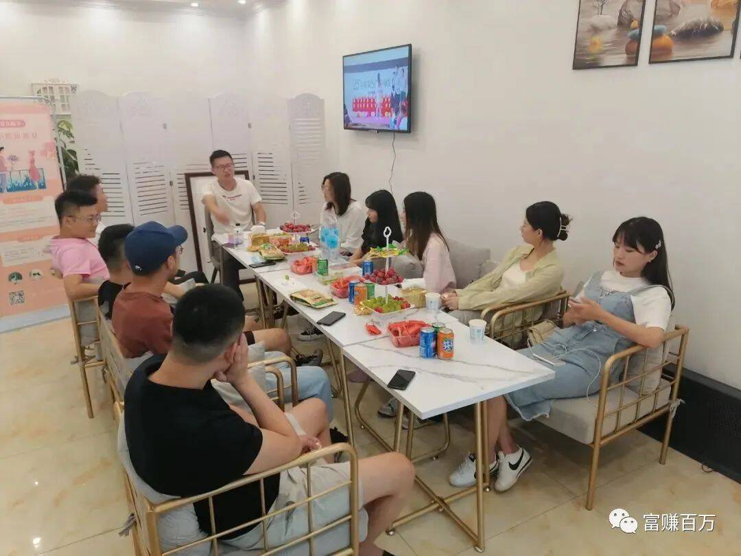 0资源撬动本地流量，相亲项目如何年入百万(新人玩法详解)-小编推荐